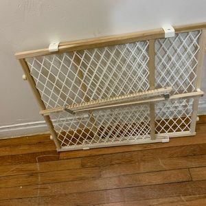 Baby gate